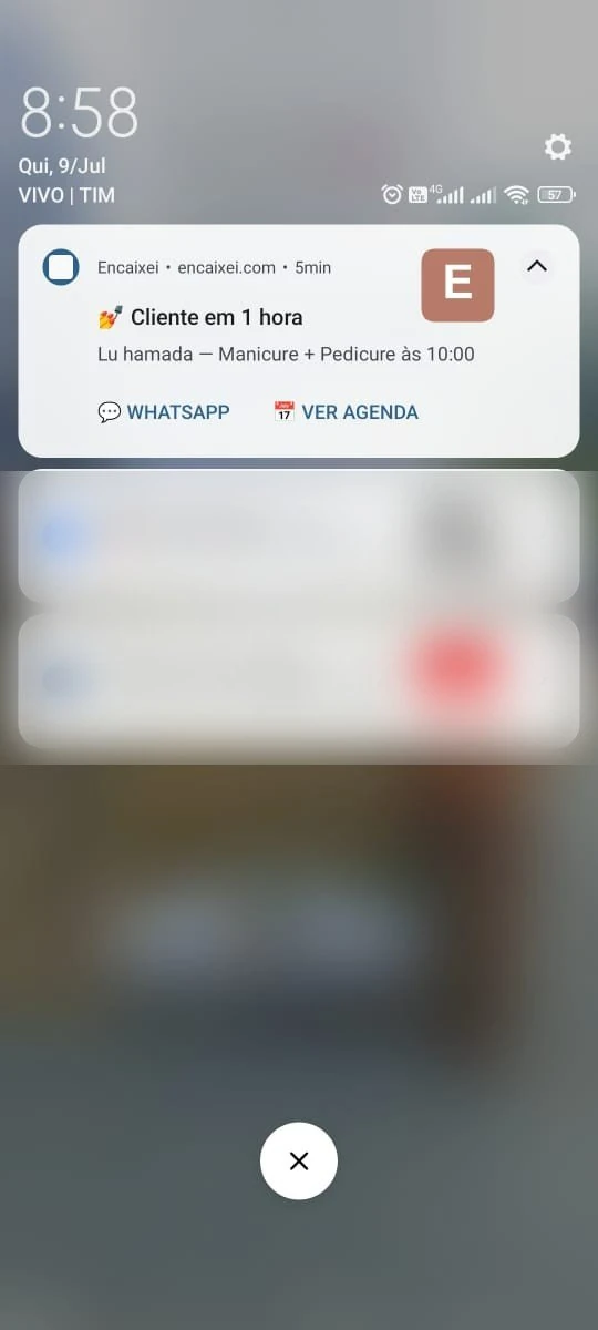 Notificação push: cliente em 1 hora — Encaixei